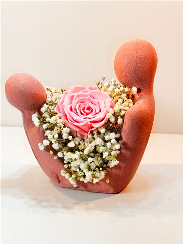 sevgililer-ve-solmayan-pembe-gul