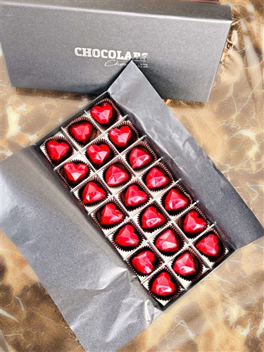 Çilek kaplı Çikolatalı Mozaik Kalpler (Chocolabs Chocolate)