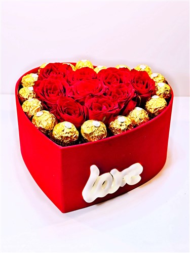 Love Işıklı Kalp İçinde 10 Gül (Canlı), Rocher Çikolata Topları