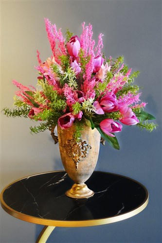 Pembe Lale Arajmanı