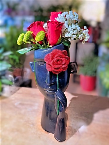 Sevgilerin En Güzeline (Seramik Biblo Saksıda Canlı Güller)