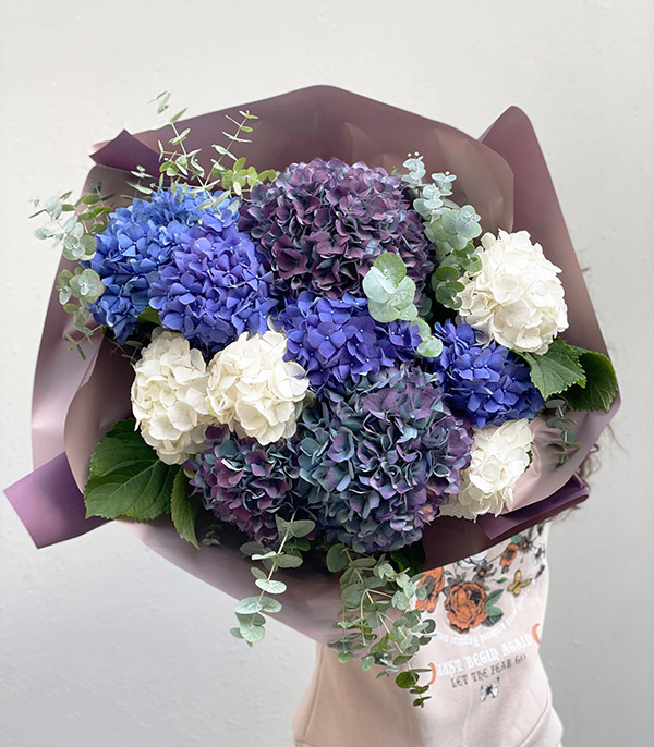 Midnight Grand Blue 10 Hydrangea Bouquet