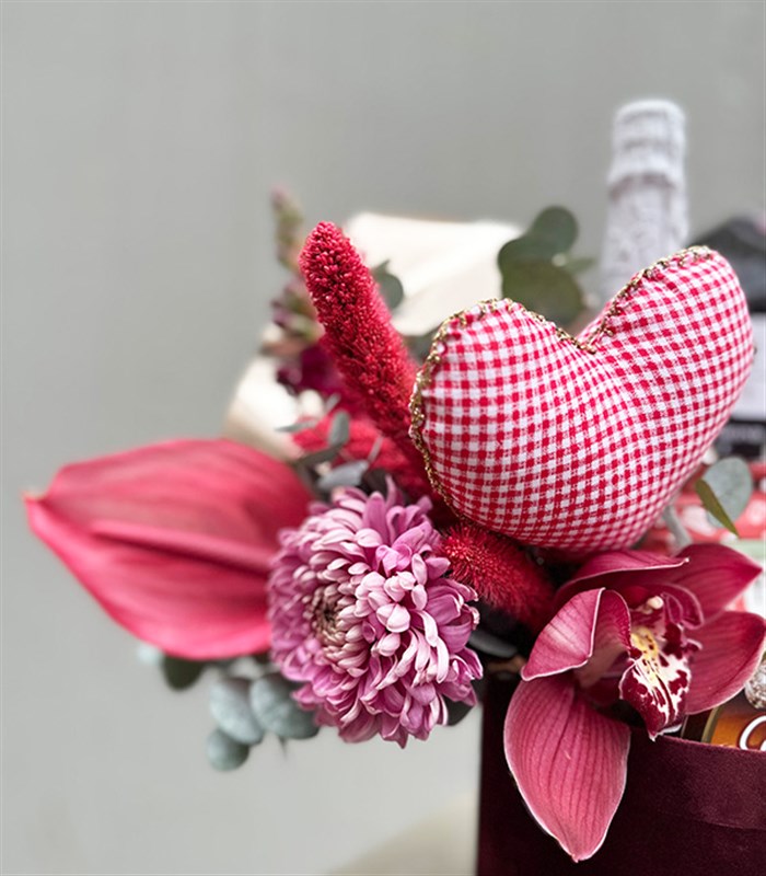 Alkolsüz Şampanyalı Kutlama Hediye Kutusu Bordo