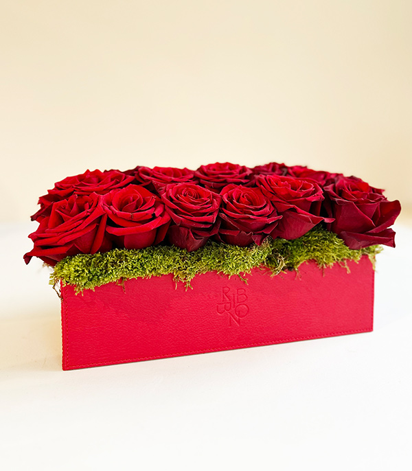 Scarlet 25 Red Rose in Red Leather Box