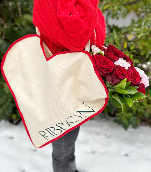 Heart Bag in Peony Red Roses Bouquet