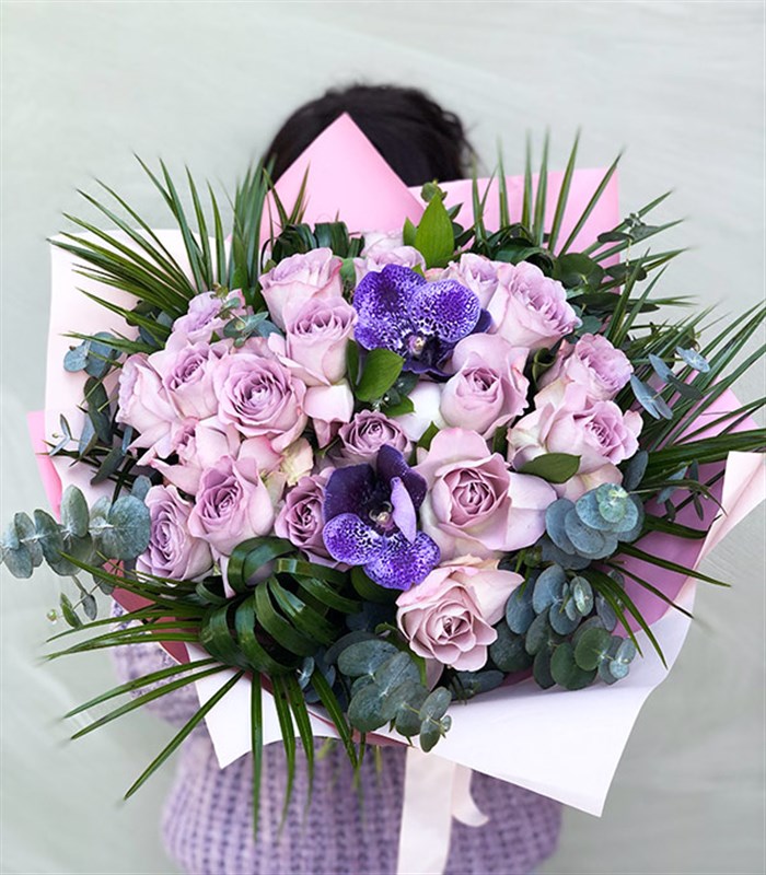 Chloe Lila Gül Buketi