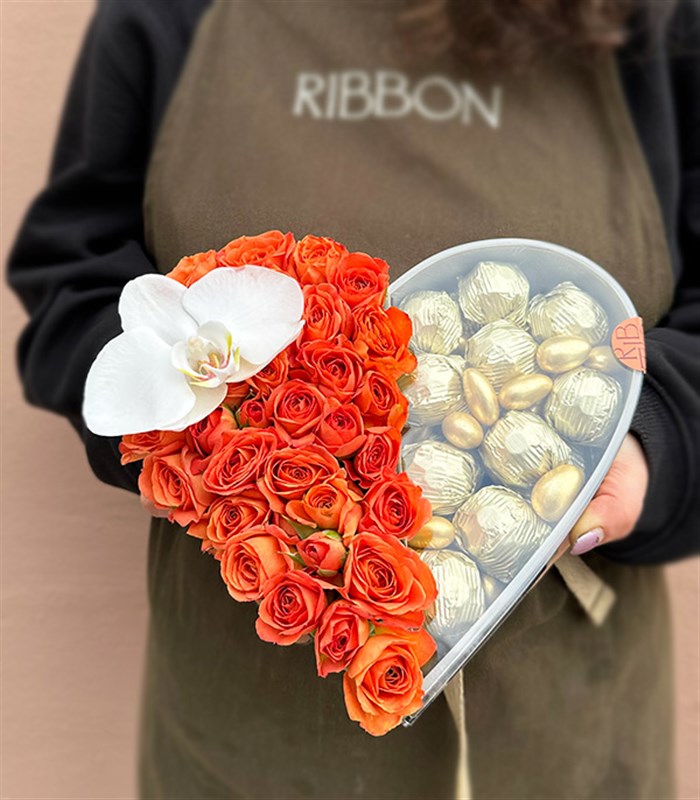 Kalp Çikolata Kutusu 22Li Yıldız Turuncu Grand Deluxe