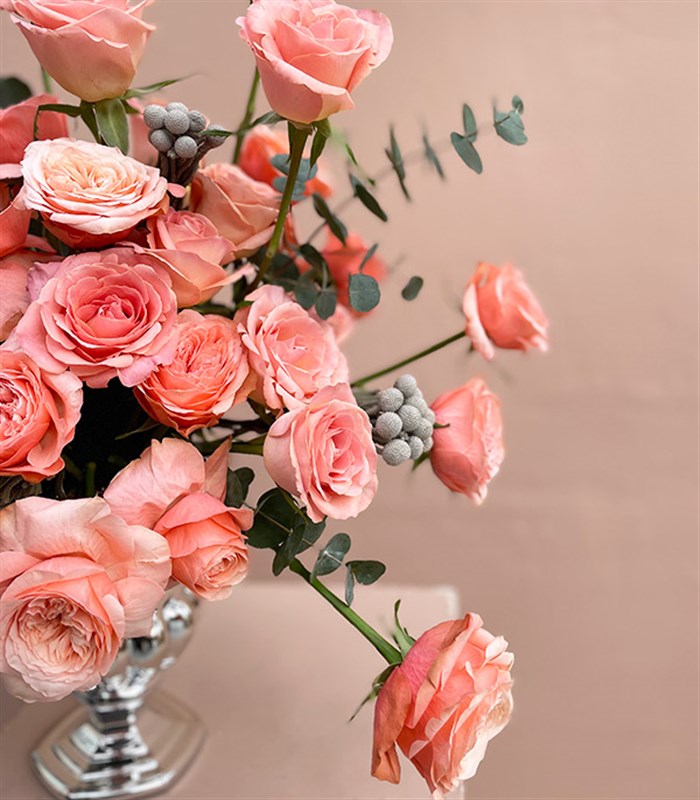 Gloria Deluxe Silver Vazoda 41 Somon Güller Aranjmanı