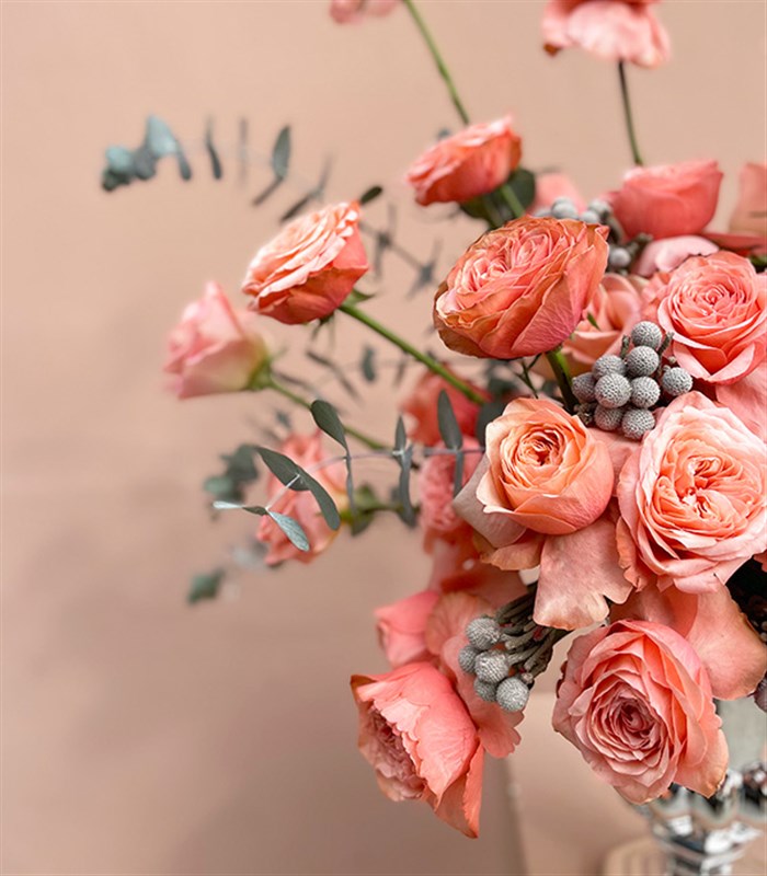 Gloria Deluxe Silver Vazoda 41 Somon Güller Aranjmanı