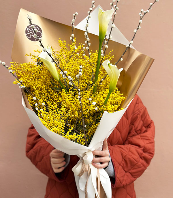 Ariana White Gala Mimosa Bouquet