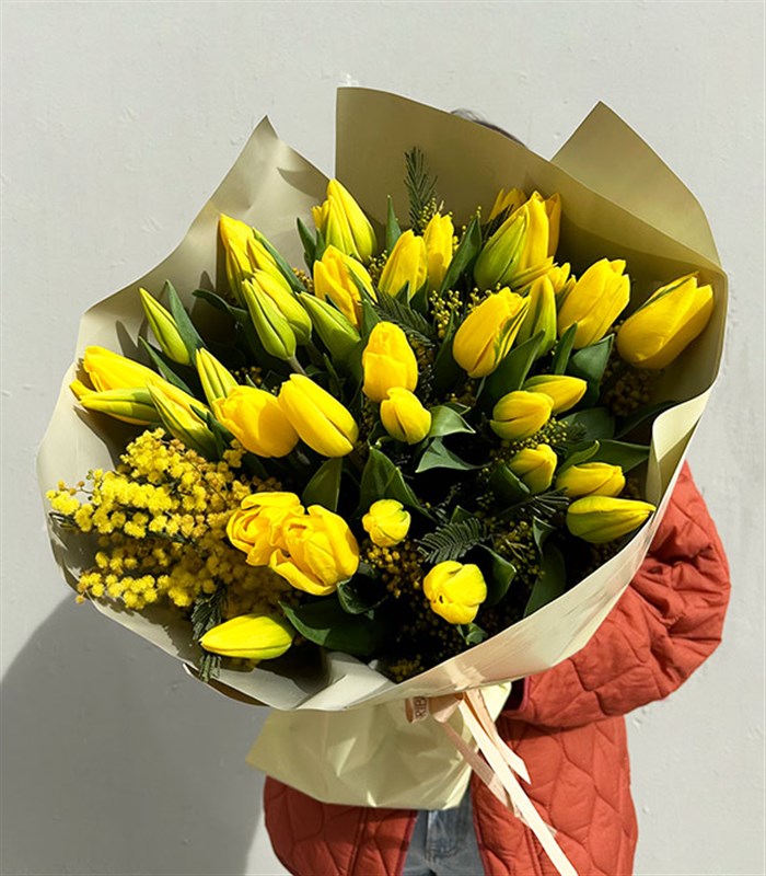 Alexandra Grand Deluxe 41 Sarı Lale Buketi