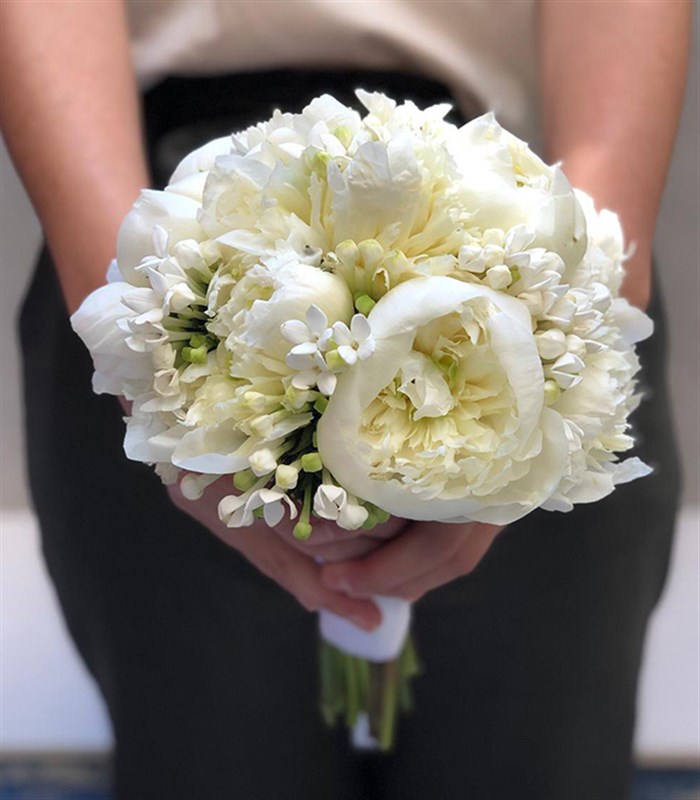 Annemarie 11 Beyaz Şakayık Gelin Buketi Damat Sadıç Yaka Çiçeği Seti