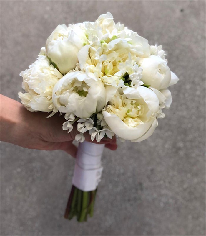 Annemarie 11 Beyaz Şakayık Gelin Buketi Damat Sadıç Yaka Çiçeği Seti