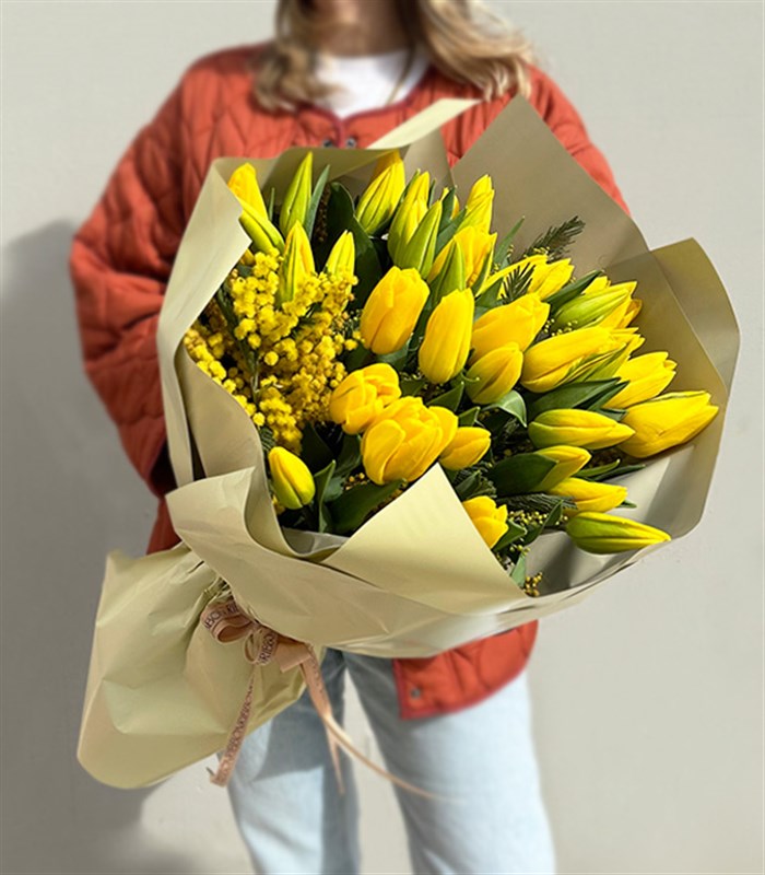 Alexandra Grand Deluxe 41 Sarı Lale Buketi