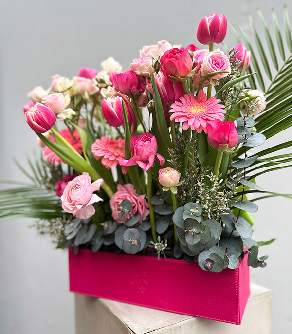 Shay Fuchsia Leather Box in Pink Flowers Arrangement