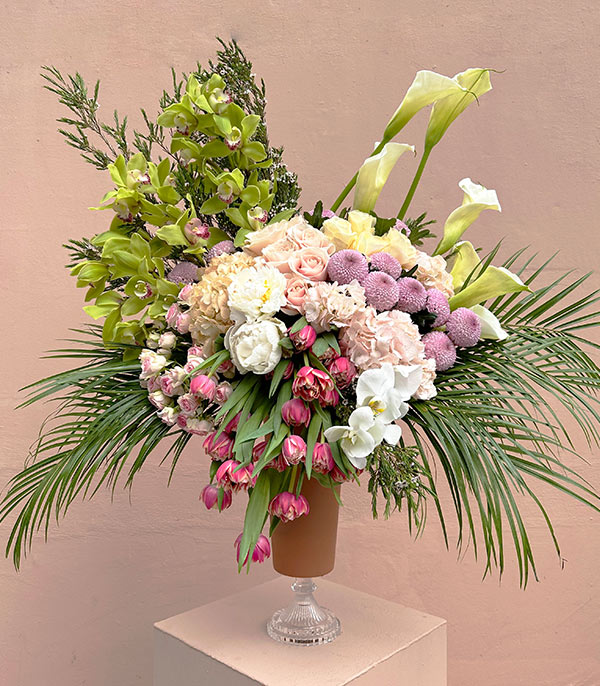 Isidora Footed Vase Luxury Promise Engagement Flower