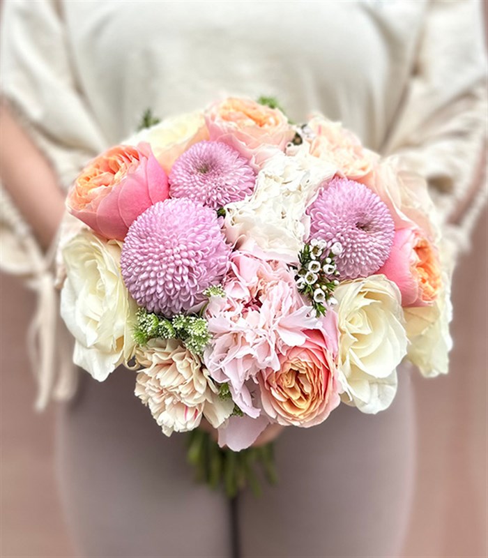 Harper Pastel 7 Pembe Gül 7 Beyaz Gül 3 Şakayık Gelin Buketi