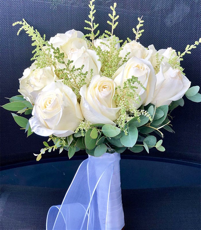 15 Beyaz Gül Gelin Buketi Gelin Tacı Damat Yaka Çiçeği 3Lü Set