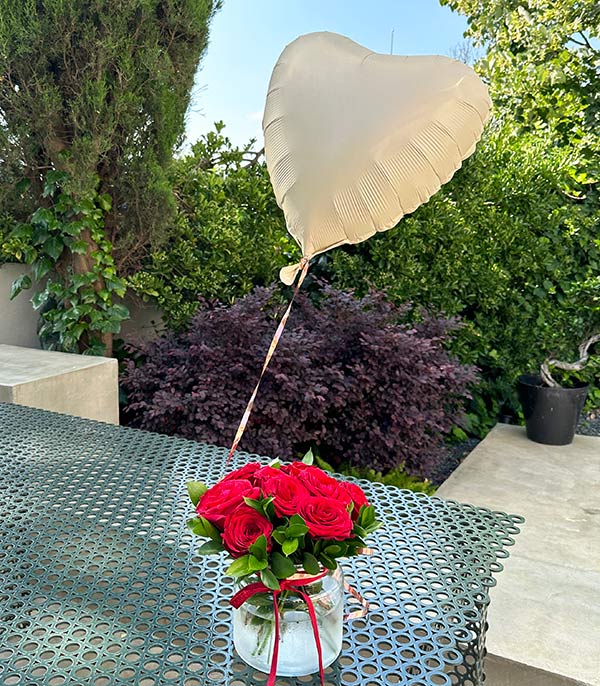Saten Ten Uçan Kalp Balon 45 cm