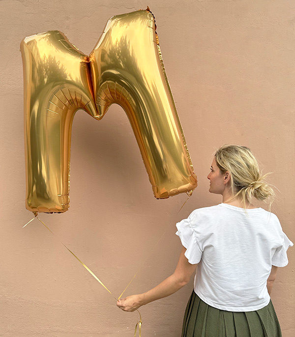 Gold Letter Flying Helium Balloon 100 cm 1 pcs