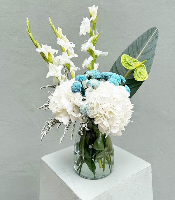 Ice White Hydrangea Chrysanthemum Flower Vase
