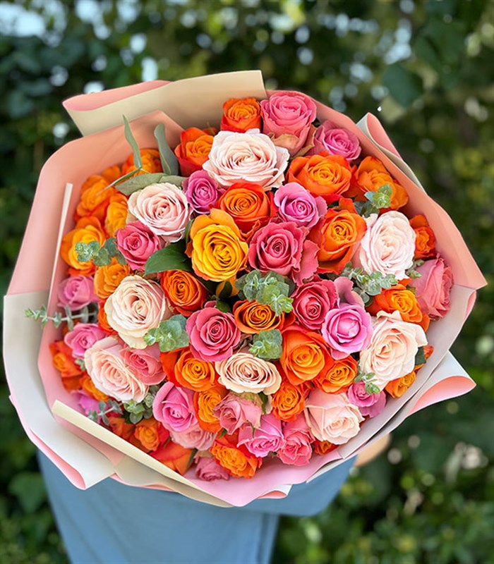 Grand Deluxe Pembe Turuncu 60 Gül Buketi