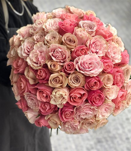 Royal Deluxe Pembe Somon 75 Gül Buketi