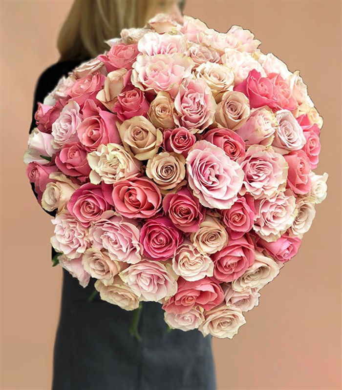 Royal Deluxe Pembe Somon 75 Gül Buketi