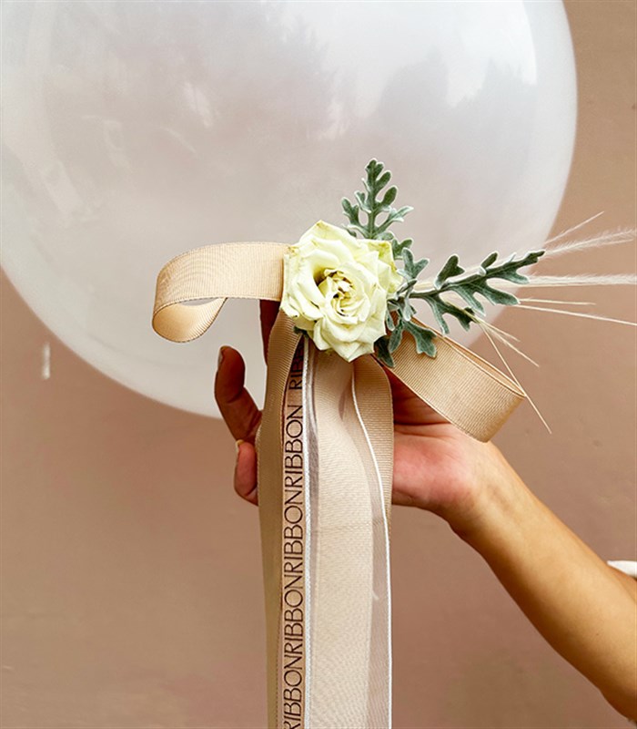 Jumbo Uzun Kurdeleli Çiçekli Süslenmiş Uçan Balon 60 cm