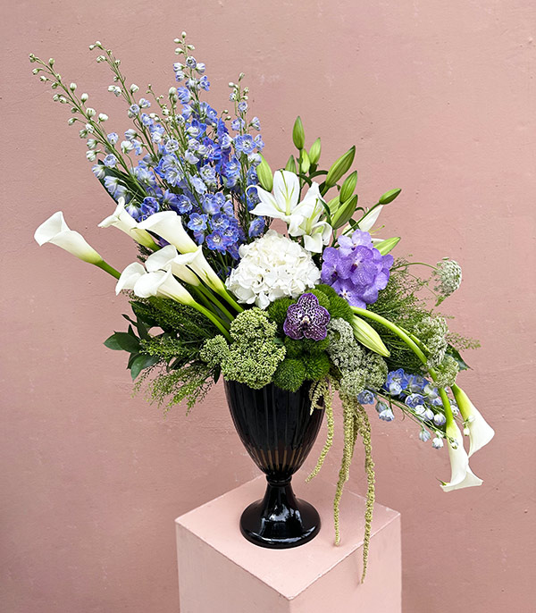 Grand Deluxe Black Vase Blue White Arrangement