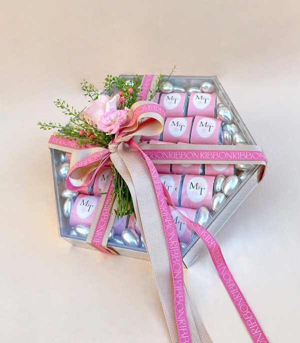 Personalized Grand Deluxe Engagement Chocolate