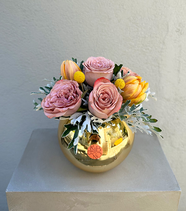 Arianna Cappucino Roses Orange Tulip Gold Tiny Vase