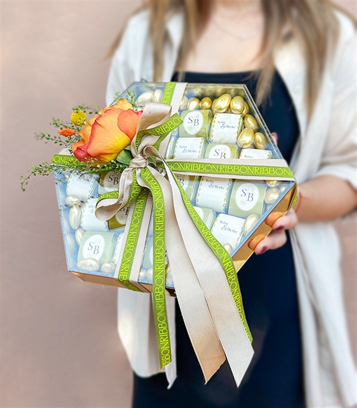 Turuncu Gold Grand Deluxe İsme Özel 24Lü Söz Nişan Çikolata