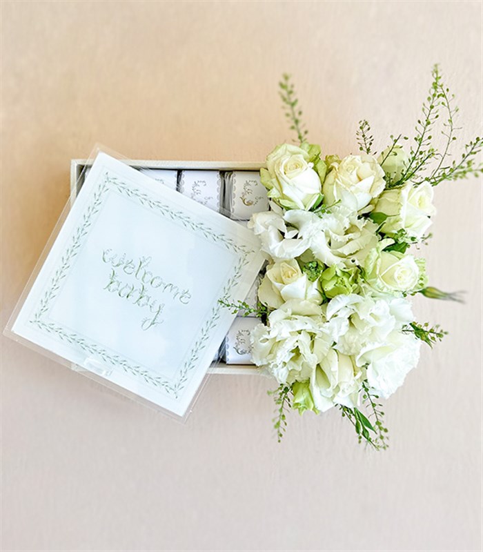 Welcome Baby İsme Özel 32Li Yenidoğan Bebek Tebrik Çikolatası Grand Deluxe