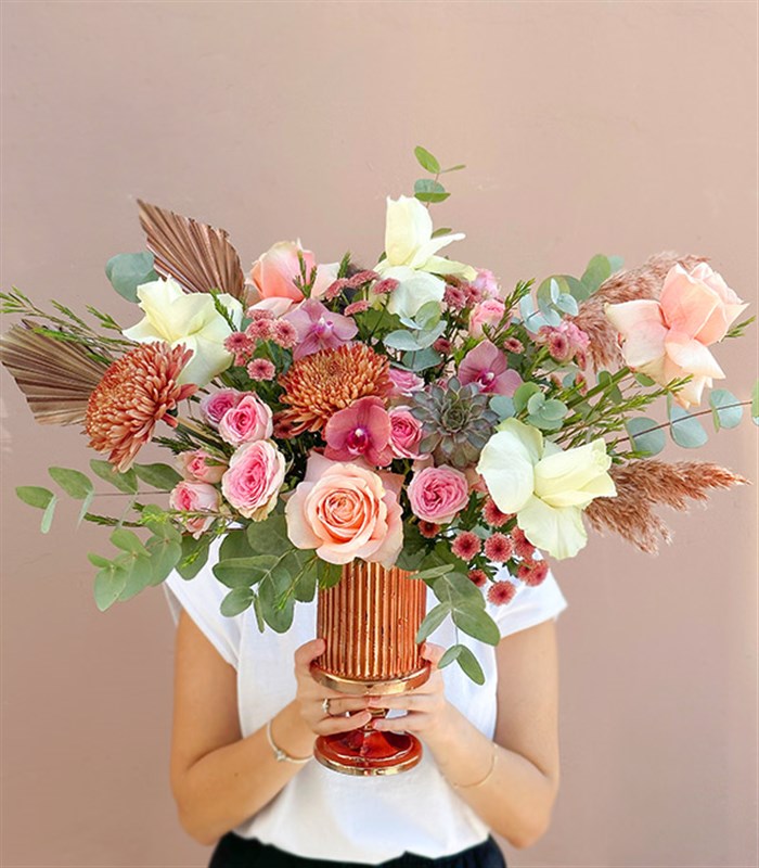 Aurelia Bakır Vazoda Pembe Somon Sonbahar Aranjmanı