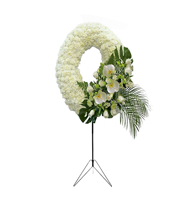 Grand Deluxe Oval Wrought Iron Wreath