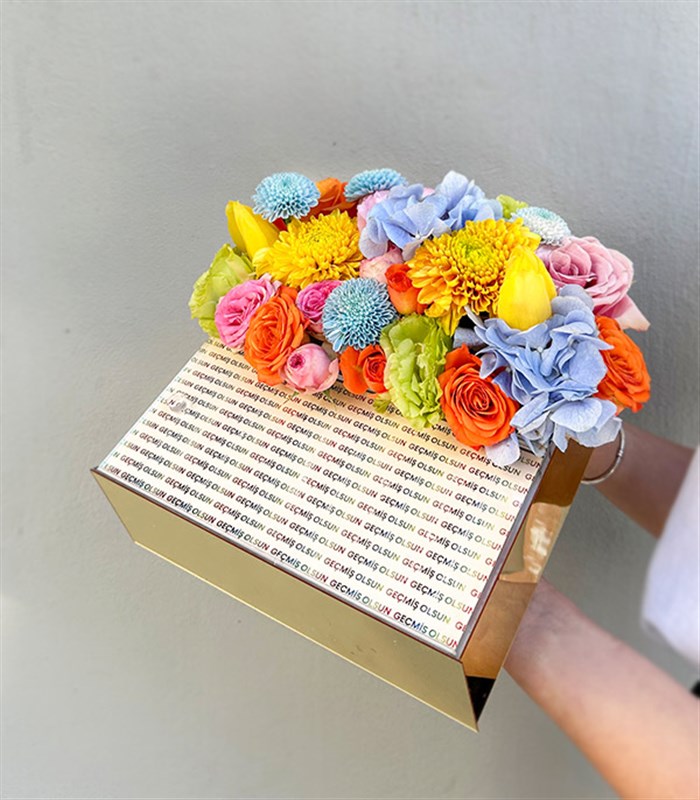 Geçmiş Olsun Rengarenk Çiçek Çikolata Hediye Kutusu