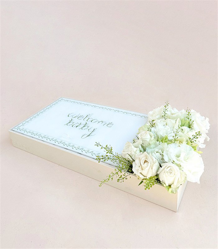 Welcome Baby İsme Özel 32Li Yenidoğan Bebek Tebrik Çikolatası Grand Deluxe