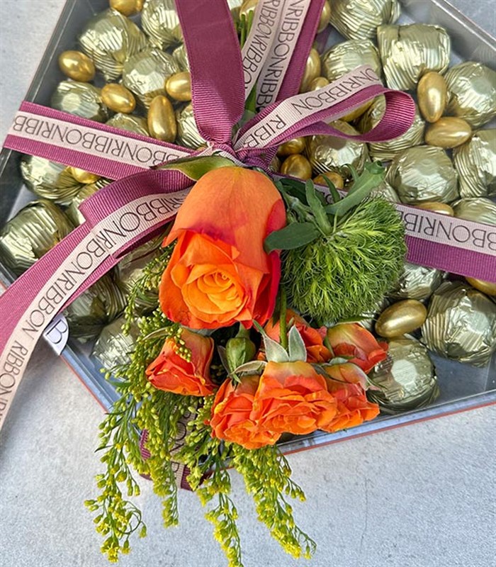 Gold Grand Deluxe 40Lı Yıldız Altıgen Ayna Çikolata Tepsisi