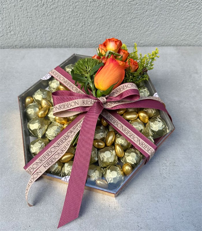 Gold Grand Deluxe 40Lı Yıldız Altıgen Ayna Çikolata Tepsisi