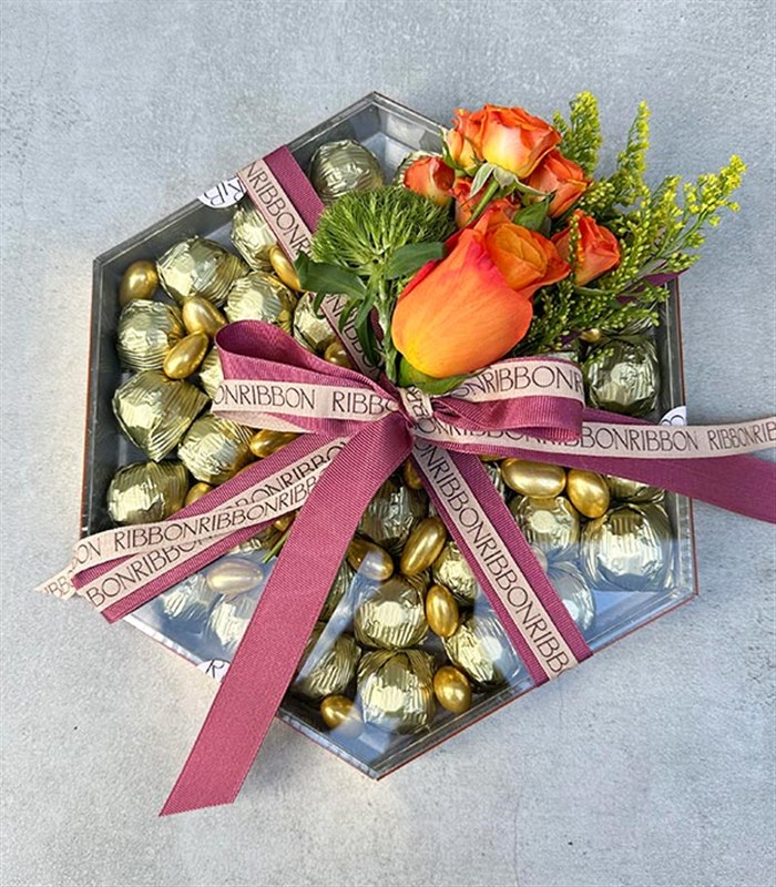 Gold Grand Deluxe 40Lı Yıldız Altıgen Ayna Çikolata Tepsisi