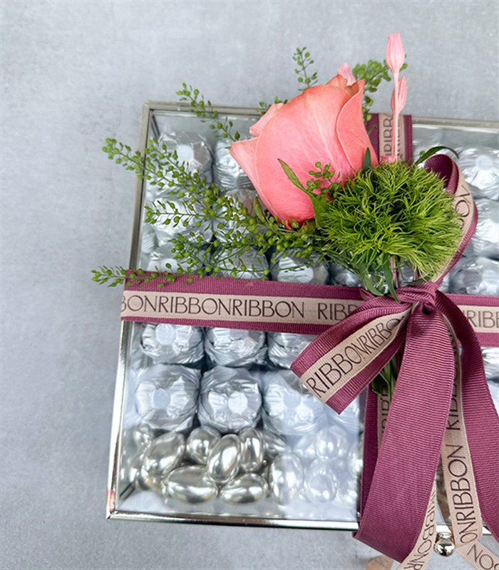 Somon Silver Royal Deluxe Yıldız 90Lı Cam Çikolata Kutusu