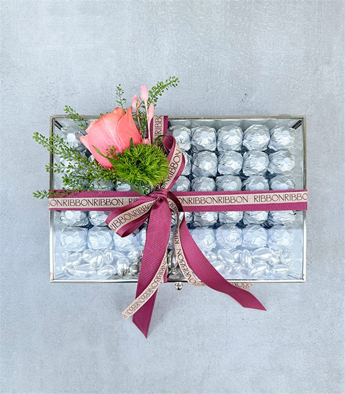 Somon Silver Royal Deluxe Yıldız 90Lı Cam Çikolata Kutusu