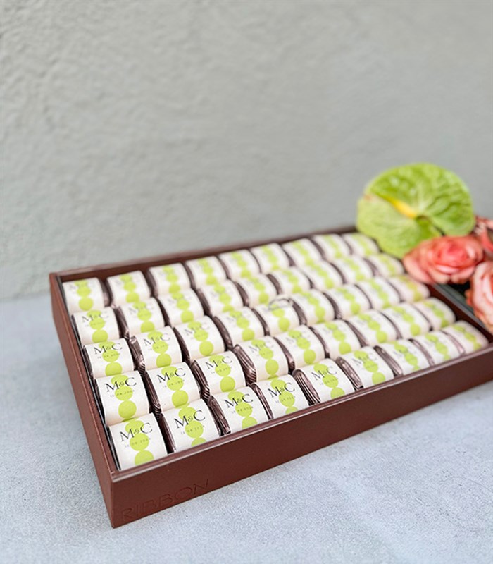 Somon Royal Deluxe İsme Özel 90Lı Çikolata Tepsisi