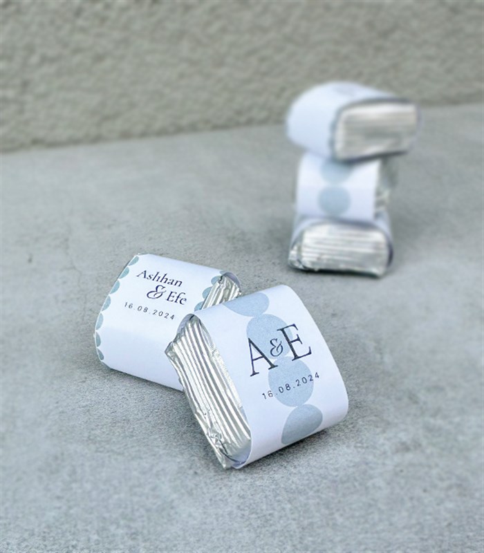 Pembe Silver Royal Deluxe İsme Özel 90Lı Çikolata Tepsisi