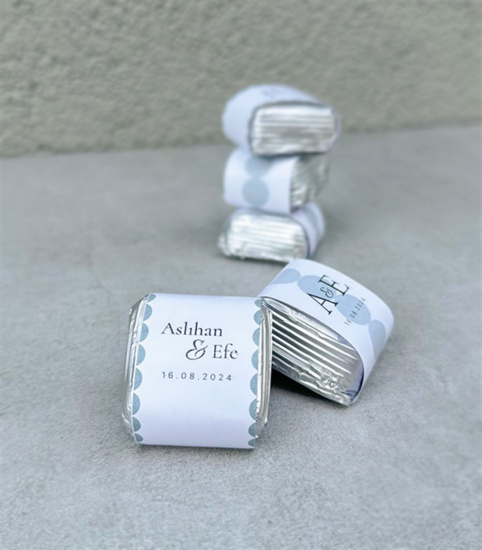 Pembe Silver Royal Deluxe İsme Özel 90Lı Çikolata Tepsisi