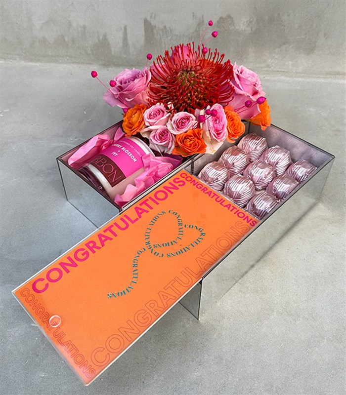 Tebrikler Turuncu Pembe Mum Çikolata Çiçek Hediye Kutusu