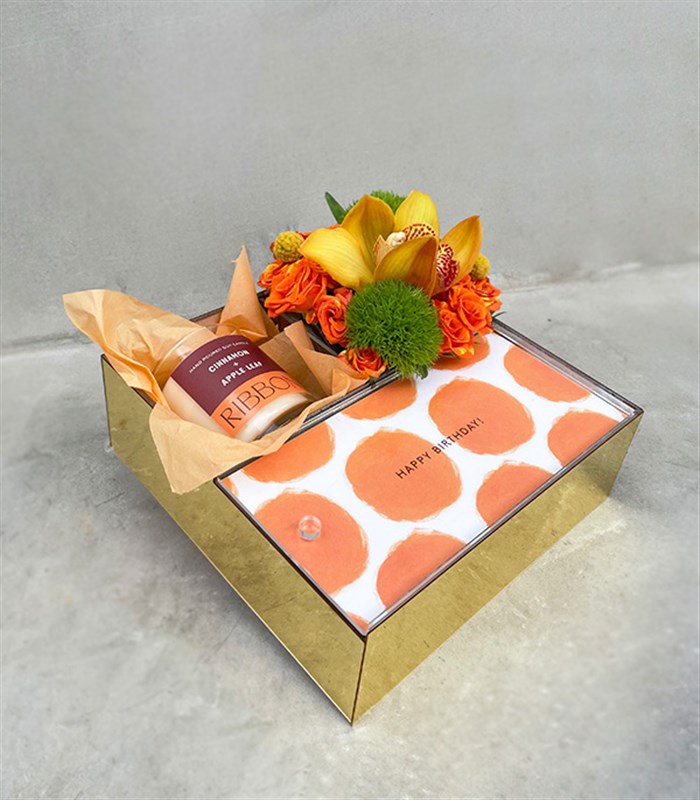 Happy Birthday Turuncu Mum Çikolata Hediye Kutusu