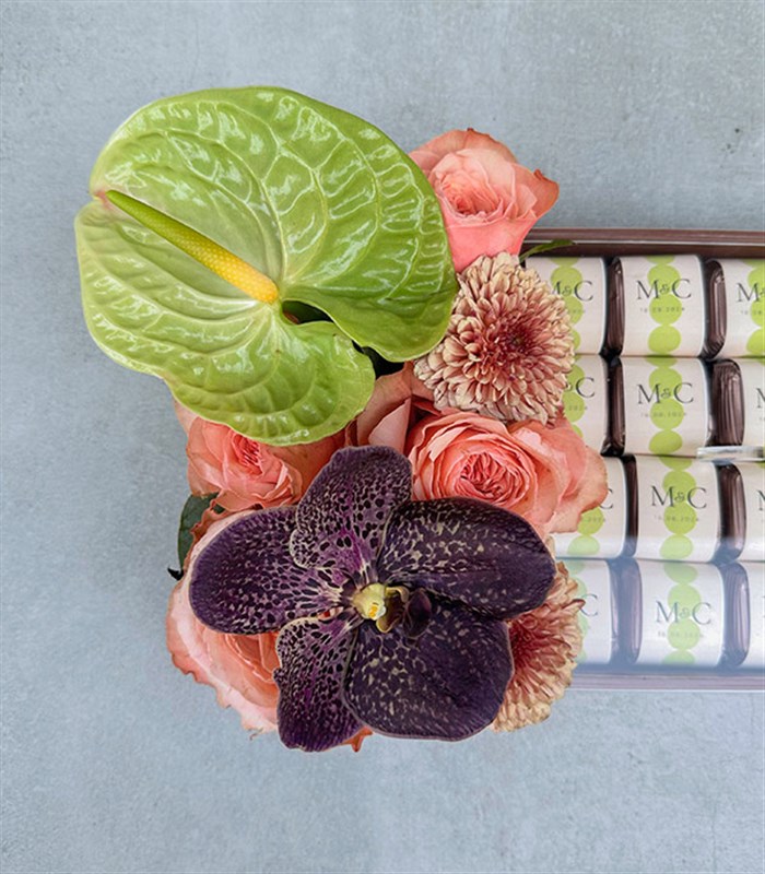 Somon Grand Deluxe İsme Özel 32Li Çikolata Tepsisi