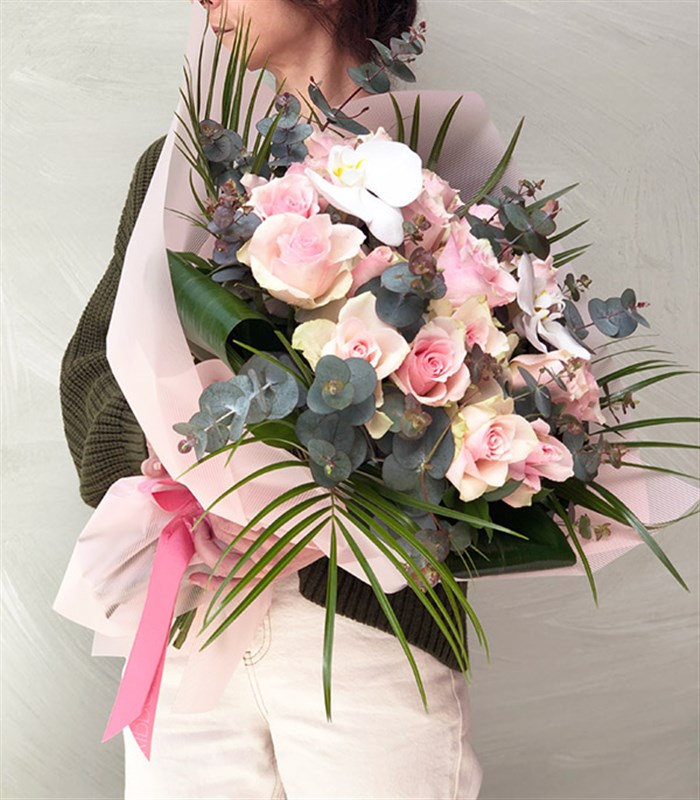 Claire Pembe Gül Buketi